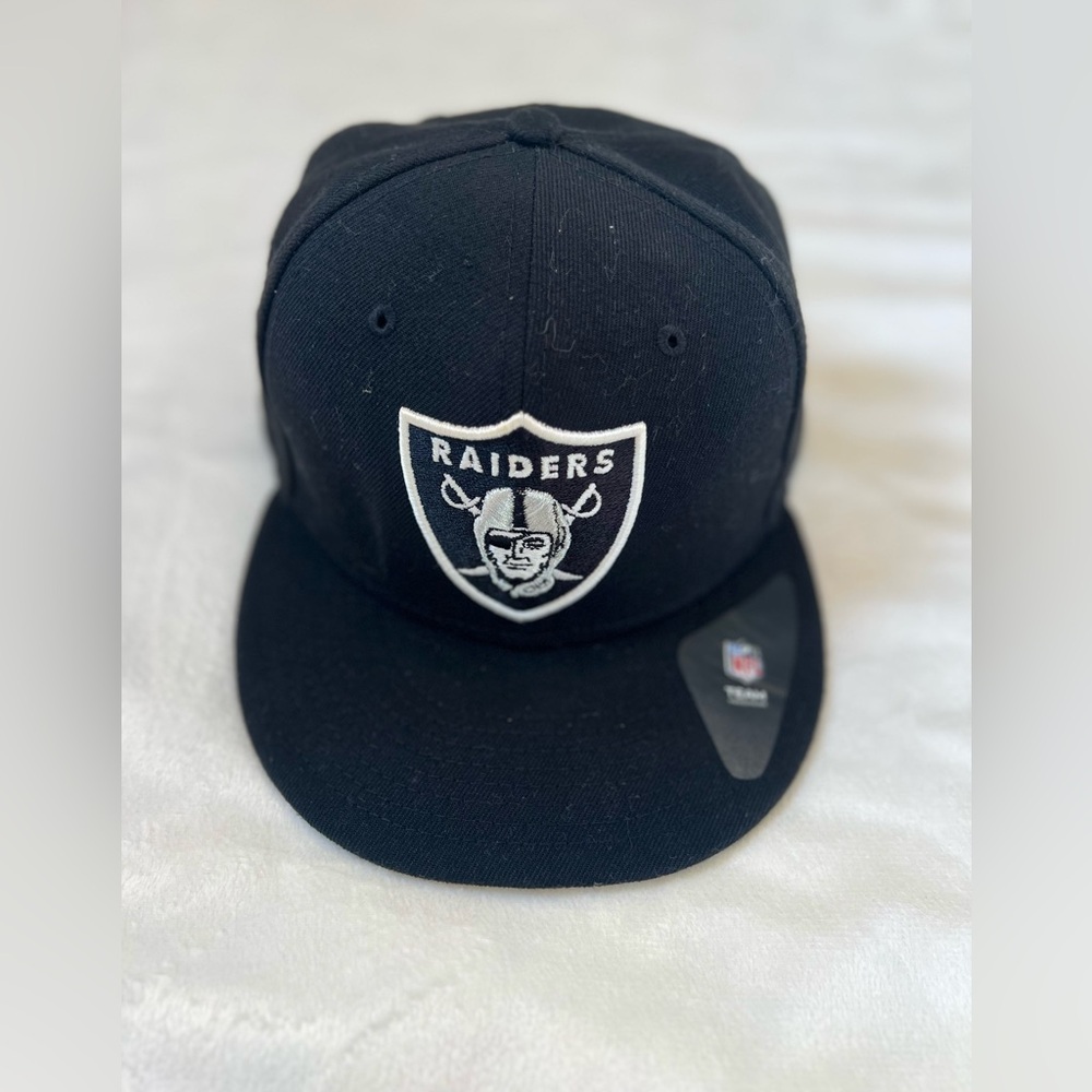 Las Vegas Raiders NFL New Era‎ 59fifty
Fitted Black, Gray Hat cap